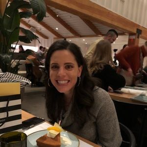 Meet your Posher, Vanessa